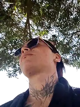 mara adiction online show from 12/18/25, 02:45