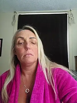 theblondecocklover online show from 05/03/26, 08:09