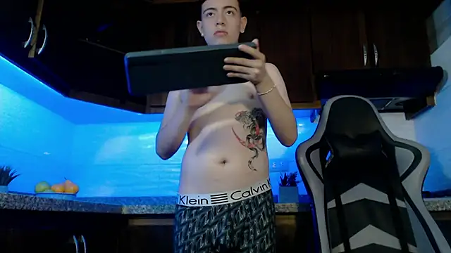 alex xhunter online show from 02/23/26, 07:22