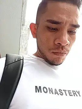 Gloryholeroom online show from 04/06/26, 08:43