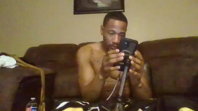 Snapshot of KingDes55 chatting on 01/16/26, 12:42 KingDes55 online show from 01/16/26, 12:42