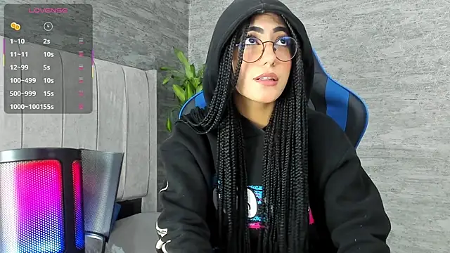 Odett Khast online show from 12/21/25, 05:58