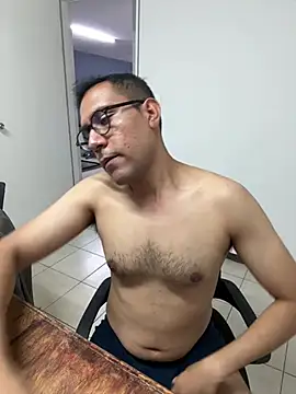 AdrianGarcia89 online show from 06/11/26, 02:53