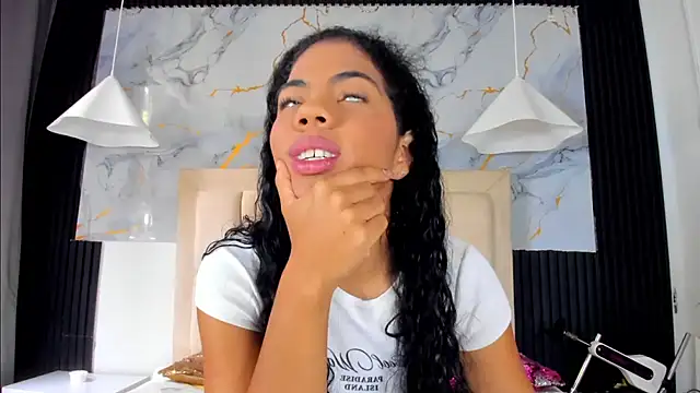 Carla evans  online show from 01/09/26, 02:42