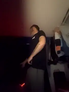 Snapshot of UnhappyDawn773 chatting on 04/15/26, 09:15 UnhappyDawn773 online show from 04/15/26, 09:15