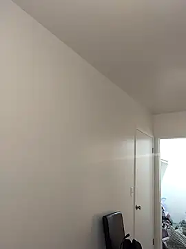 AverageAnt  online show from 02/17/26, 09:06