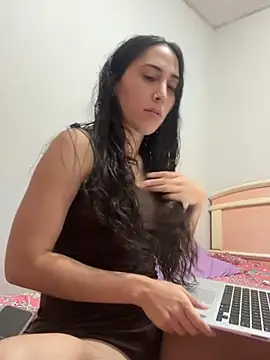 Snapshot of LatinDoll8 chatting on 06/28/26, 12:16 LatinDoll8 online show from 06/28/26, 12:16
