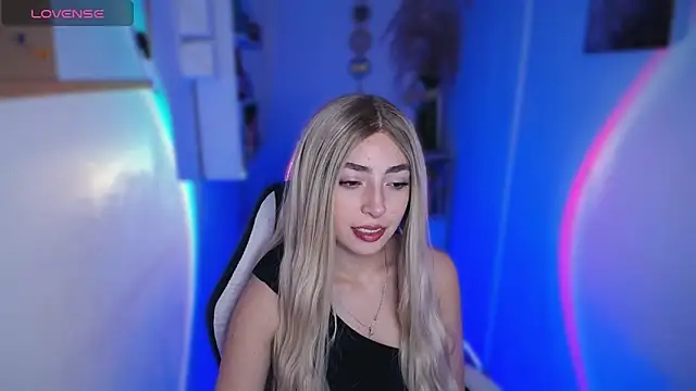 channel blondee online show from 04/24/26, 10:56