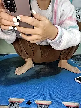 hi-miki online show from 01/17/26, 01:21