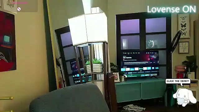 itscleomoon online show from 04/11/26, 09:52