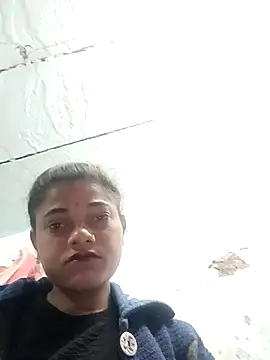 Snapshot of Nenshi_cut chatting on 12/19/25, 07:32 Nenshi cut online show from 12/19/25, 07:32