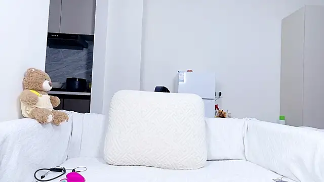 xinxinchuxin661 online show from 02/12/26, 02:12