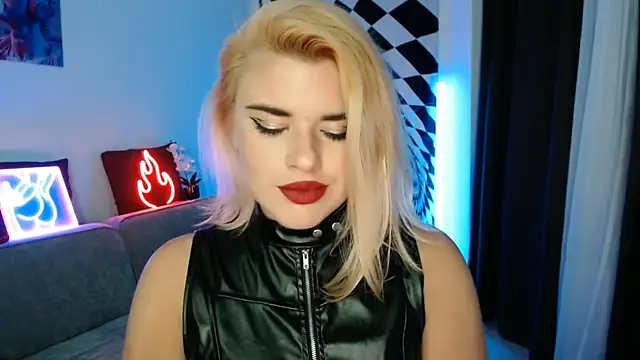 Ariana Saint online show from 12/20/25, 05:31