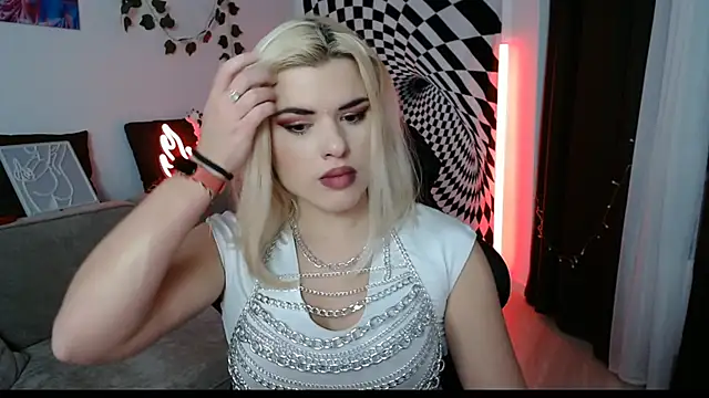 Ariana Saint online show from 02/10/26, 08:02