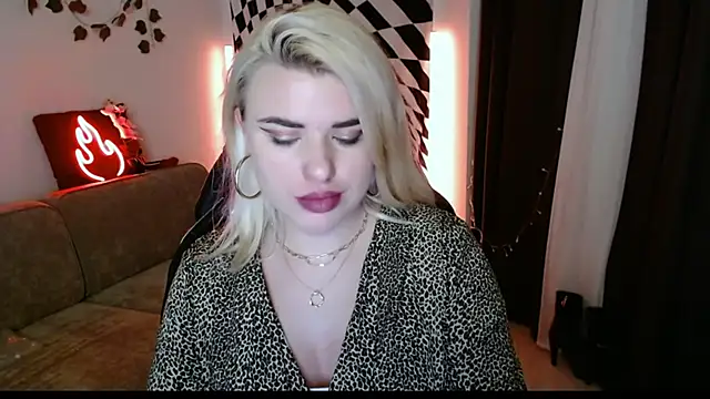 Ariana Saint online show from 03/29/26, 08:53