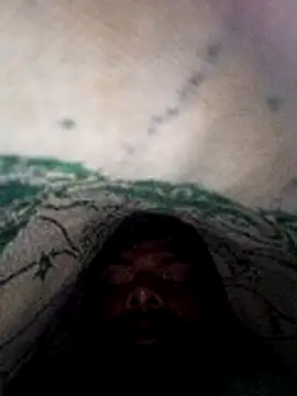 Snapshot of Anji8639 chatting on 12/19/25, 02:18 Anji8639 online show from 12/19/25, 02:18