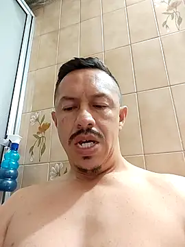 L hotcream online show from 04/14/26, 12:44