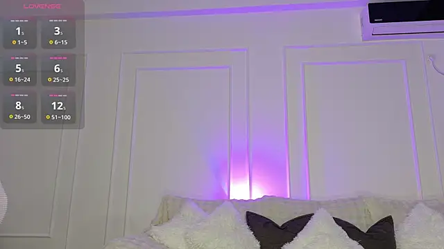 Lady charm   online show from 05/19/26, 05:47