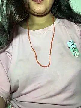 missmisha01 online show from 04/08/26, 03:23