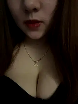 Snapshot of Tiamo2234 chatting on 12/17/25, 01:06 Tiamo2234 online show from 12/17/25, 01:06