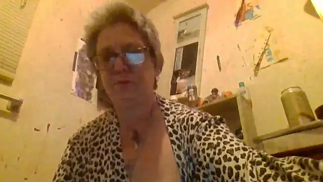 becky1111 online show from 04/10/26, 10:09