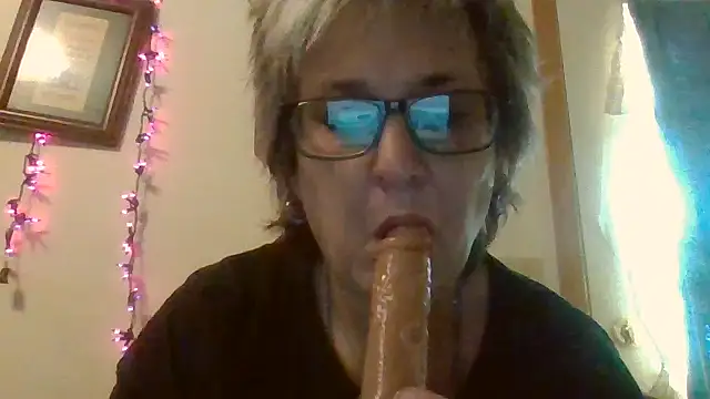 becky1111 online show from 06/02/26, 12:45