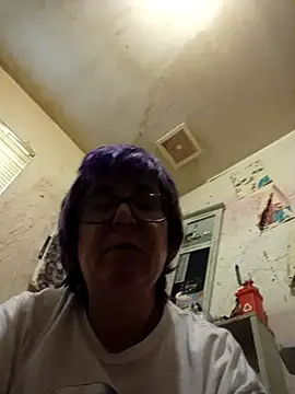 becky1111 online show from 06/20/26, 10:23