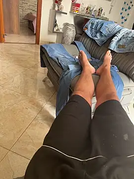 Snapshot of Vergacorta0111 chatting on 12/17/25, 03:40 Vergacorta0111 online show from 12/17/25, 03:40