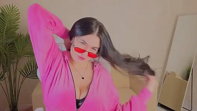 Snapshot of Mia_Evelyn chatting on 01/11/26, 12:48 Mia Evelyn online show from 01/11/26, 12:48