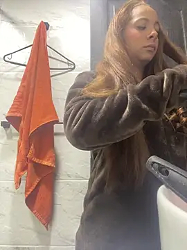 katia Gray2 online show from 04/08/26, 07:36