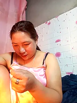 Snapshot of giang0055 chatting on 02/21/26, 02:18 giang0055 online show from 02/21/26, 02:18