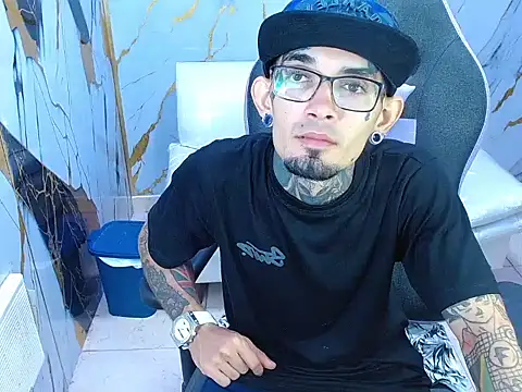 Boy tatto77 online show from 07/22/26, 01:52