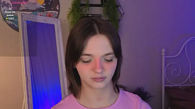 LetoriaNotley online show from 03/04/26, 08:59