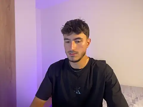 Snapshot of LIAM_COLT chatting on 02/14/26, 09:11 LIAM COLT online show from 02/14/26, 09:11