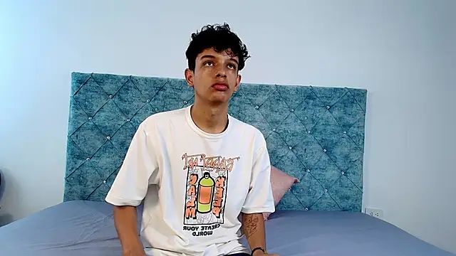 maxfrost 1 online show from 12/19/25, 07:10