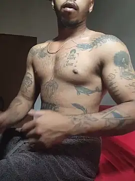 Snapshot of ykaromen chatting on 12/18/25, 05:41 ykaromen online show from 12/18/25, 05:41