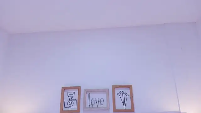 amber  ferrera online show from 03/06/26, 07:43