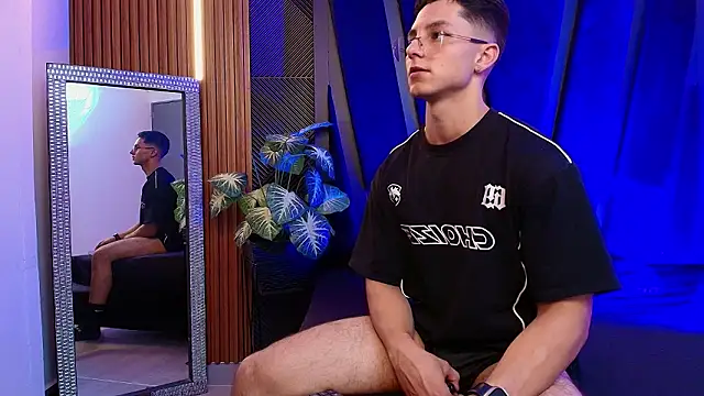 Snapshot of Noah_Clarkk chatting on 02/11/26, 11:32 Noah Clarkk online show from 02/11/26, 11:32