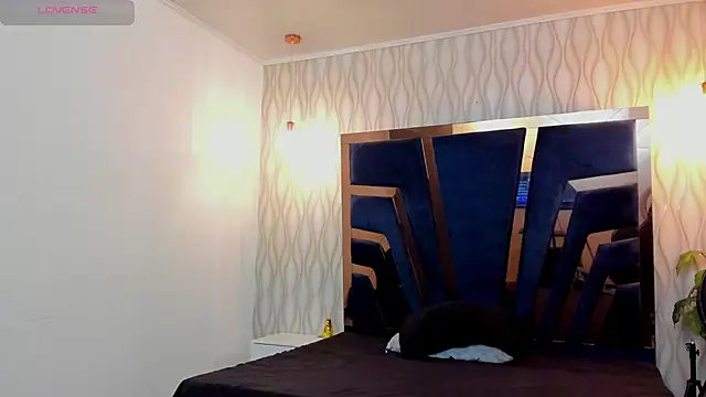 Noah Clarkk online show from 04/26/26, 05:27