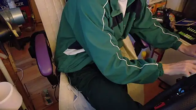 Gay-Versaut online show from 02/04/26, 08:03