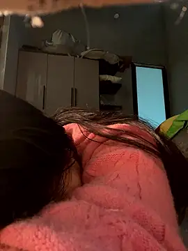 linh-li online show from 01/14/26, 07:03