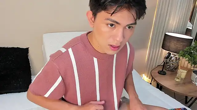 Thristan Leones online show from 04/10/26, 06:29