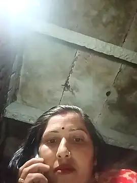 Snapshot of Bandna_thakur chatting on 12/19/25, 03:30 Bandna thakur online show from 12/19/25, 03:30