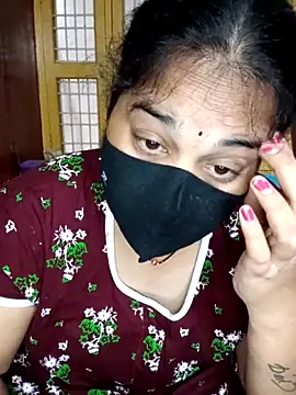 maduri   online show from 03/25/26, 02:06