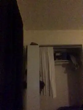 Snapshot of Mr_fromtheback chatting on 03/22/26, 05:44 Mr fromtheback online show from 03/22/26, 05:44