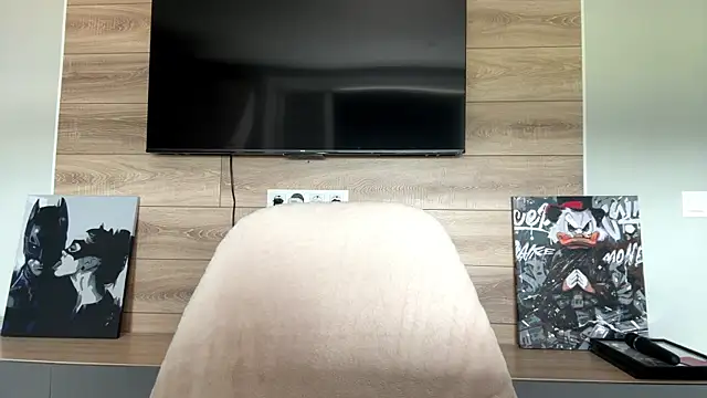 lisa montana online show from 07/09/26, 08:07