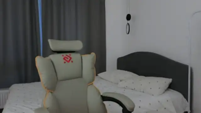 fallin lovee online show from 03/29/26, 01:33