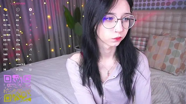 Snapshot of DeliaLoma chatting on 02/01/26, 06:01 DeliaLoma online show from 02/01/26, 06:01