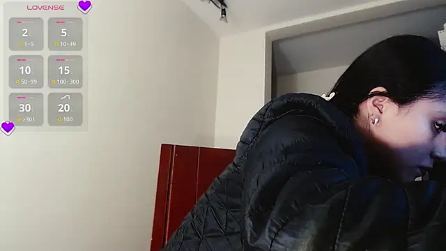 Agatha Dubois4  online show from 03/10/26, 02:27