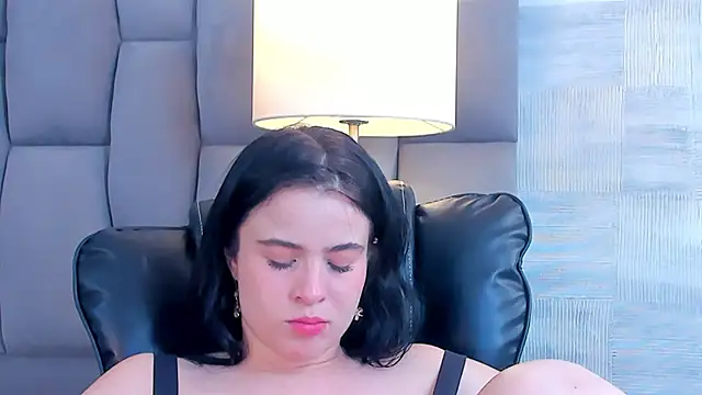 ChannelWhitee  online show from 01/14/26, 09:09